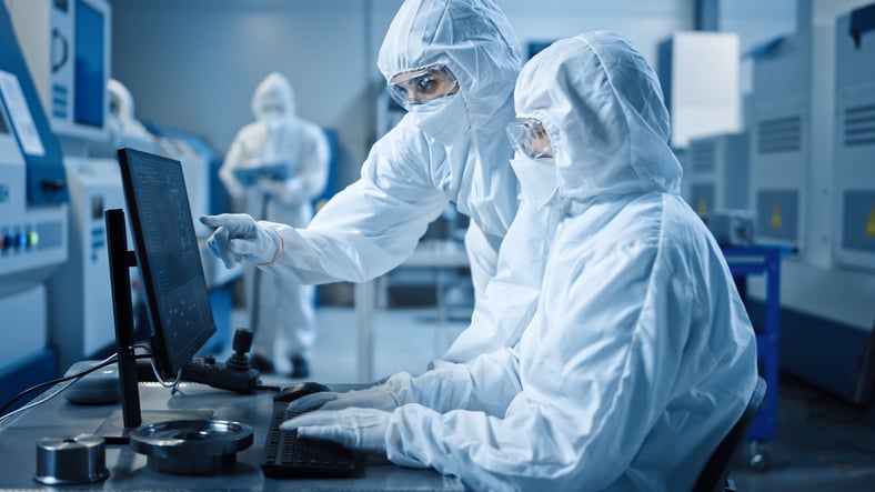 PPE in use online trade